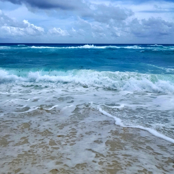 Love the Beach! 🏖 Thank you for shopping my closet! - Picture 6 of 6